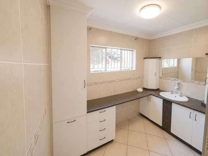 4 Bedroom Property for Sale in Utopia Nature Estate North West
